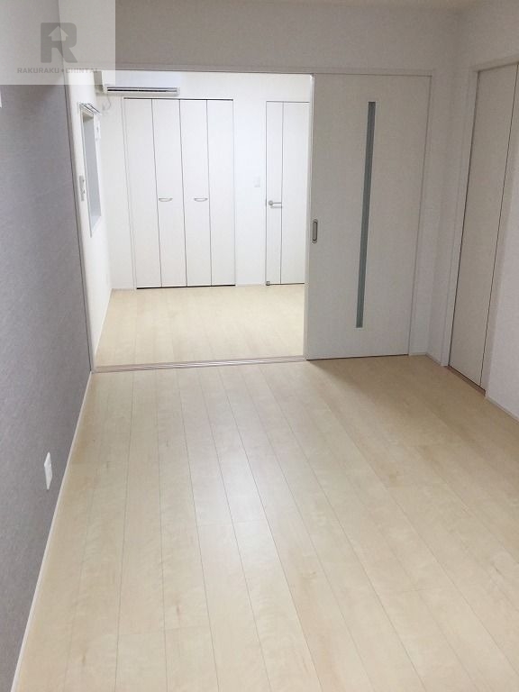 フジパレス瑞光X番館の居間写真