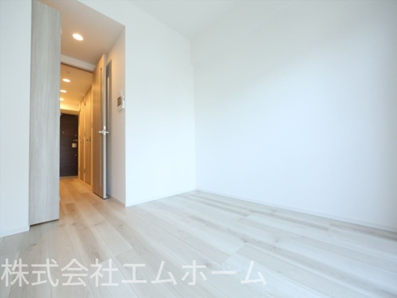 その他部屋・スペース　洋室6.7帖　クローゼット付（収納充実してます）