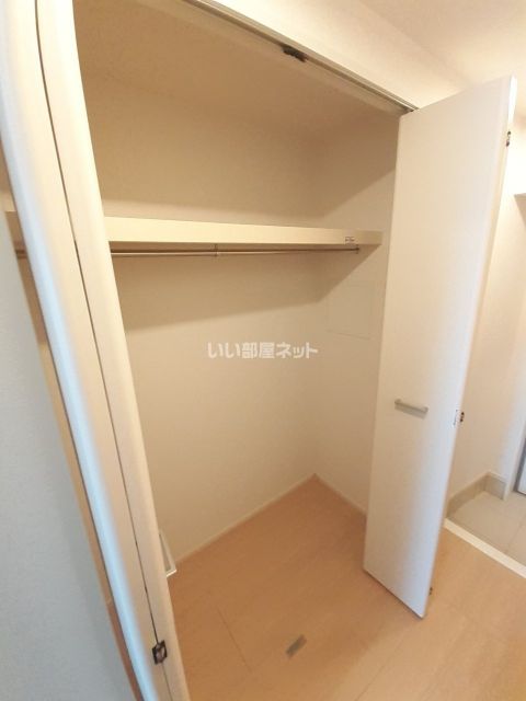 プレミアム 天久の内装写真