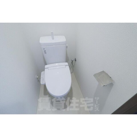 地下鉄中央線 阿波座駅 徒歩4分 14階建 築8年のトイレ写真