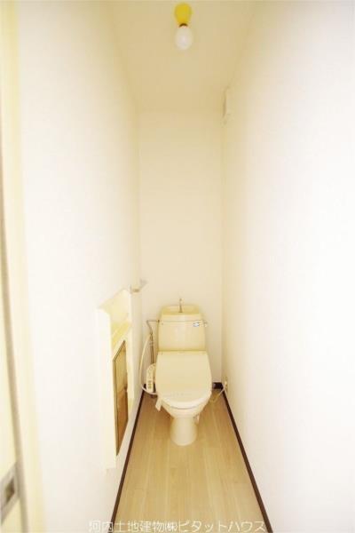 コーポセレナ Bのトイレ写真