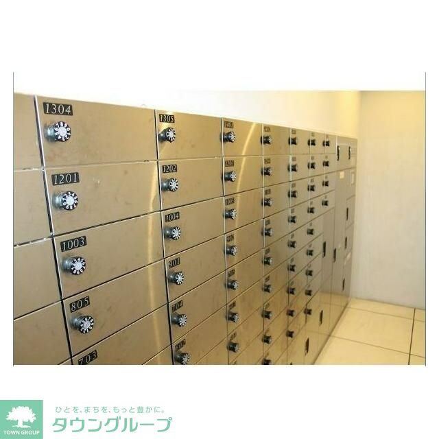 都営大江戸線 若松河田駅 徒歩2分 14階建 築9年の外観写真