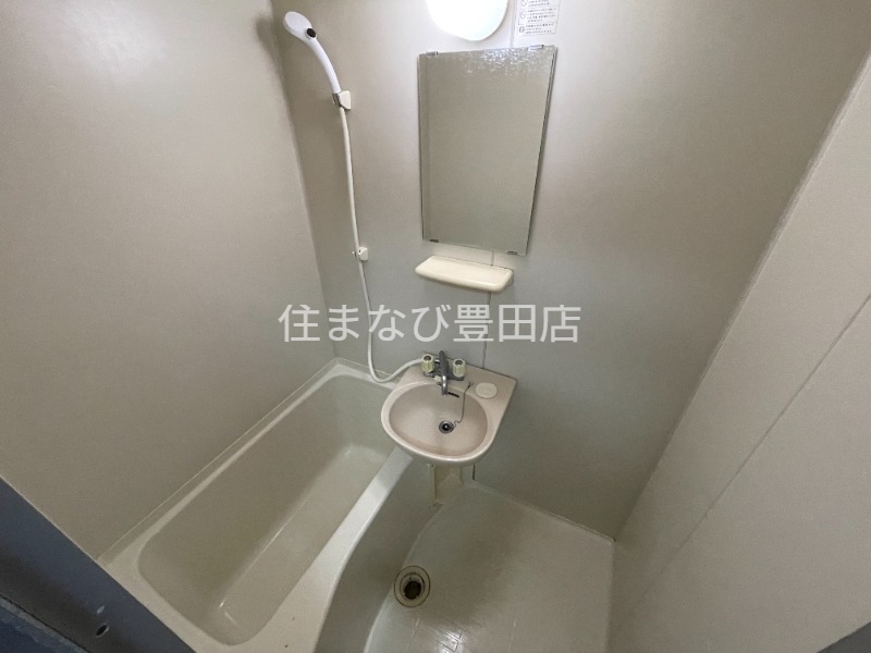 バス・シャワールーム　同型タイプ