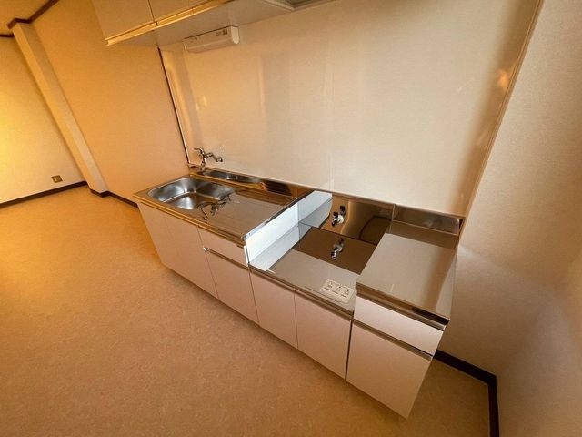 キッチン　※室内写真別部屋