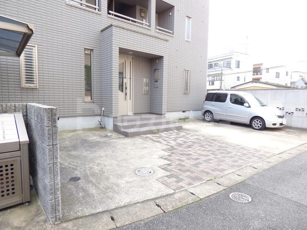 レースト明原の外観写真