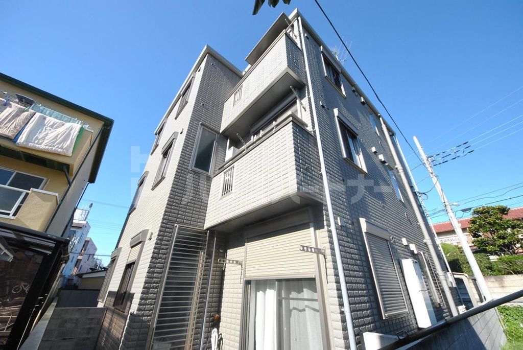 レースト明原の外観写真