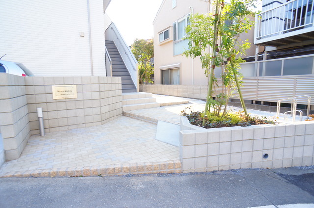 京王線 聖蹟桜ケ丘駅 徒歩12分 2階建 築11年の外観写真