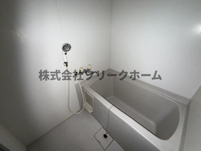 京王井の頭線 三鷹台駅 徒歩3分 3階建 築30年の風呂写真