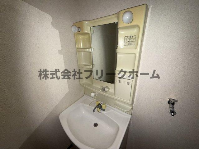 京王井の頭線 三鷹台駅 徒歩3分 3階建 築30年の内装写真