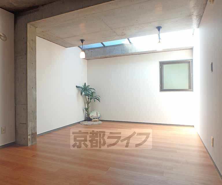 居室・リビング　綺麗なお部屋です。