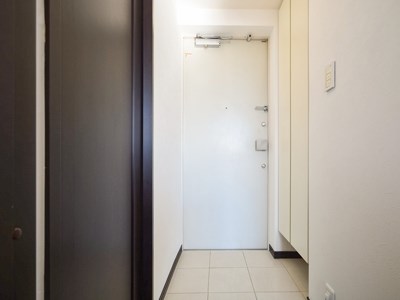 玄関　★《見学予約受け付け中》設備充実のハイグレード賃貸マンショ