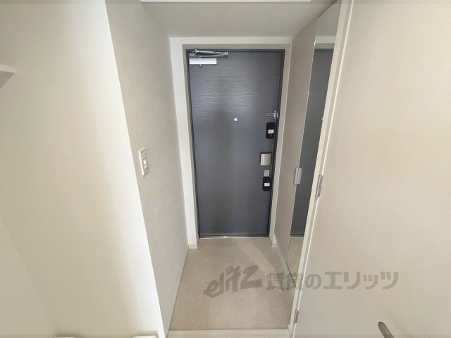 プレリス尼崎レーネヴィアの玄関写真