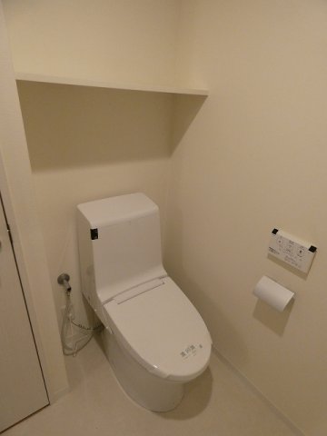 ラ・プレス神宮前のトイレ写真