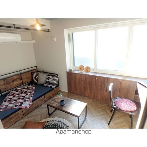 ＪＲ函館本線 手稲駅 徒歩4分 4階建 築7年の居間写真