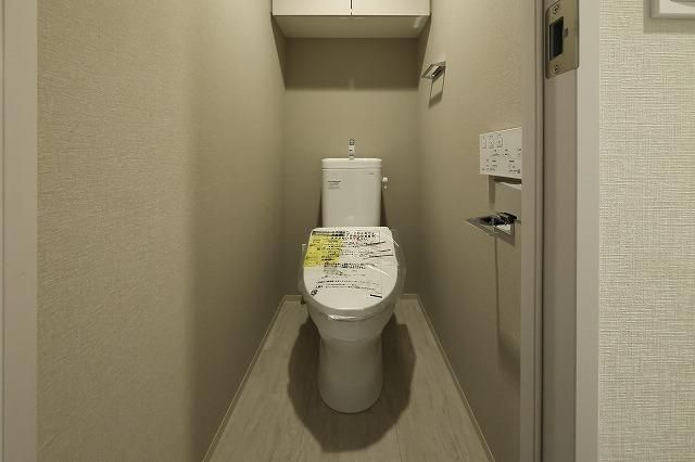東京メトロ日比谷線 三ノ輪駅 徒歩6分 11階建 築2年のトイレ写真