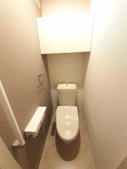 ディーセントIのトイレ写真