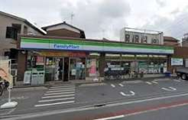 コンビニ　ファミリーマート羽田六丁目店（コンビニ）まで144m