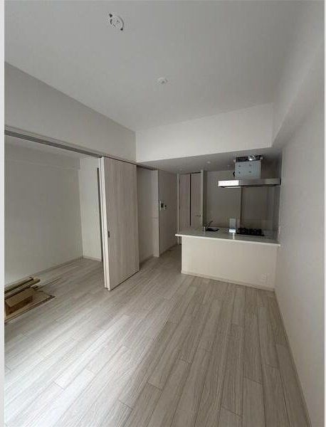 S-RESIDENCE江坂focalの居間写真