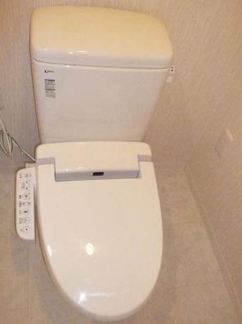 都営大江戸線 新御徒町駅 徒歩2分 11階建 築15年のトイレ写真