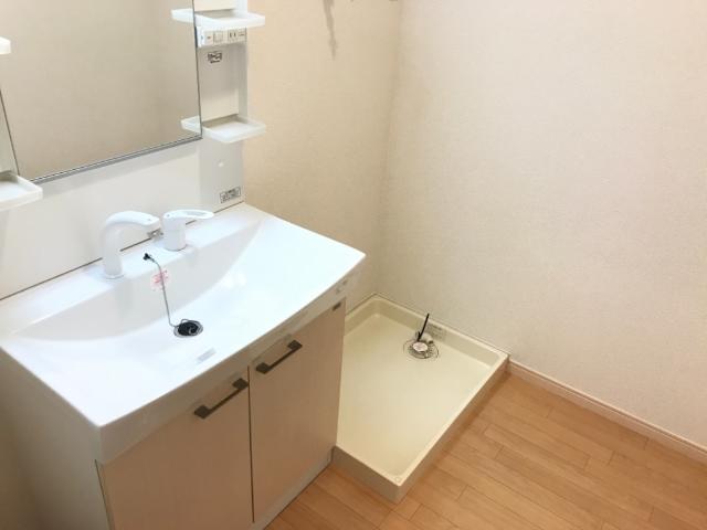 洗面設備　洗髪洗面化粧台