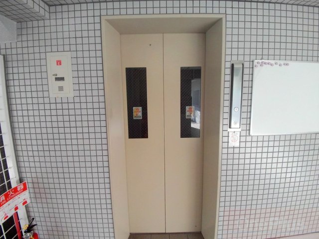 ベルヴィ本山中町の外観写真