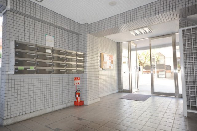 ベルヴィ本山中町の外観写真
