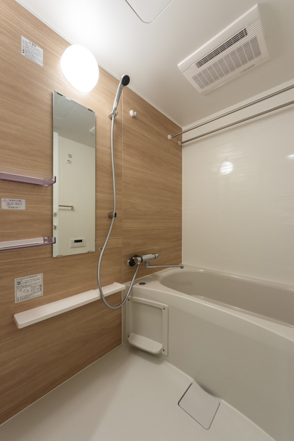 バス・シャワールーム　※写真は同タイプ住戸です。
