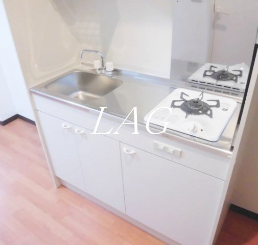 東急目黒線 西小山駅 徒歩3分 3階建 築44年のキッチン写真
