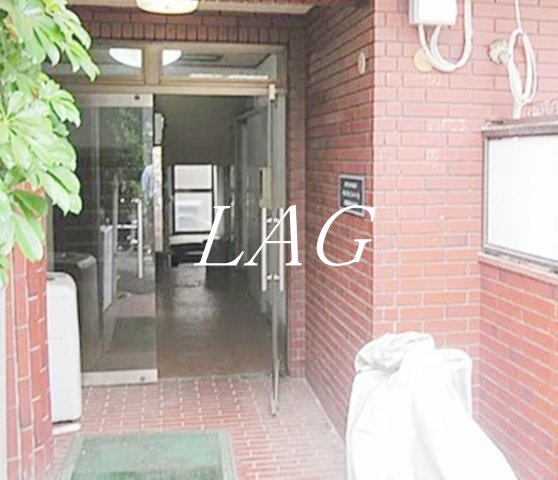 東急目黒線 西小山駅 徒歩3分 3階建 築44年の外観写真
