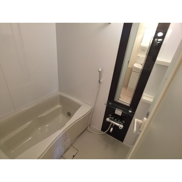 バス・シャワールーム　※同タイプ別部屋写真