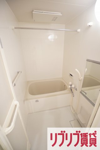 ＪＲ総武線 千葉駅 徒歩14分 3階建 築13年の風呂写真