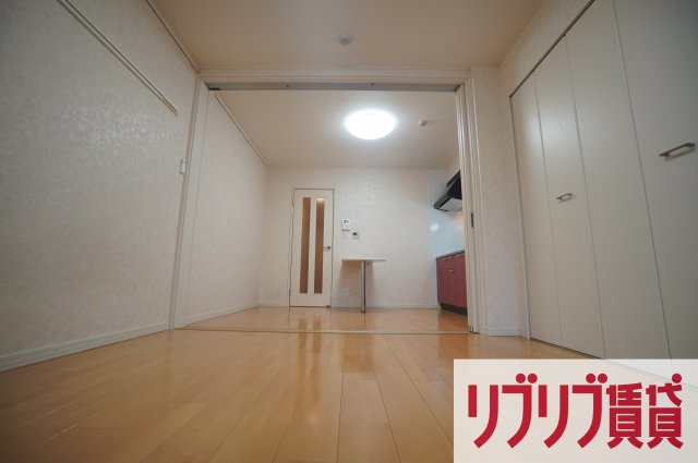 ＪＲ総武線 千葉駅 徒歩14分 3階建 築13年の内装写真
