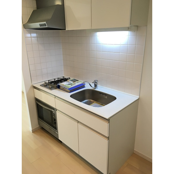キッチン　※別部屋参考写真