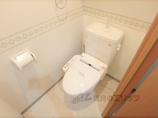 エリーフラッツ浜大津のトイレ写真