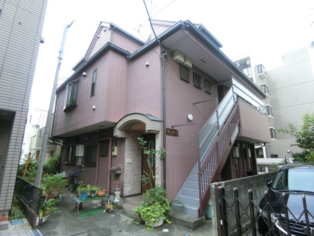 建物外観　2003年完成♪