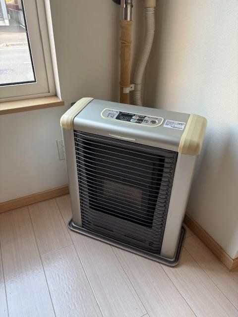 その他設備　灯油暖房