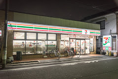 コンビニ　セブンイレブン 千住寿町店（コンビニ）まで183m