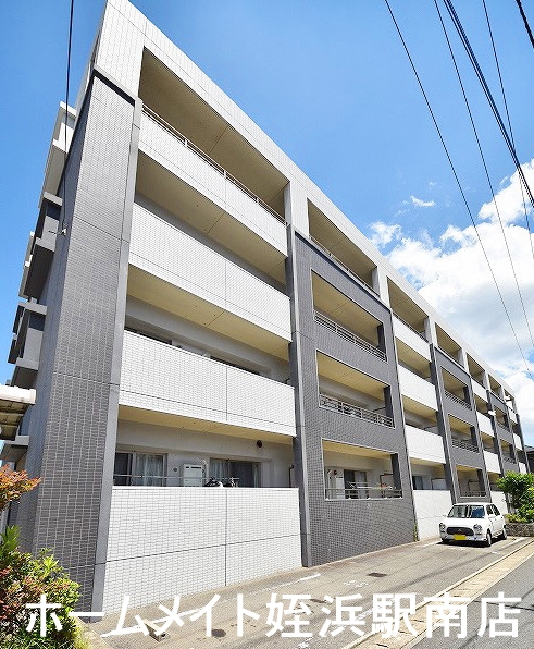 建物外観　★人気の築浅マンション♪★