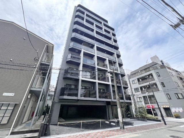 建物外観　オートロック完備