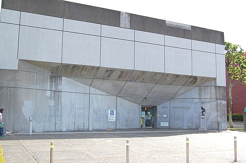 【コーポハイランドの図書館】