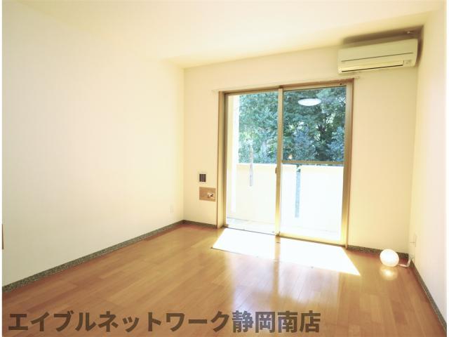 居室・リビング　ゆったり過ごせるリビングです