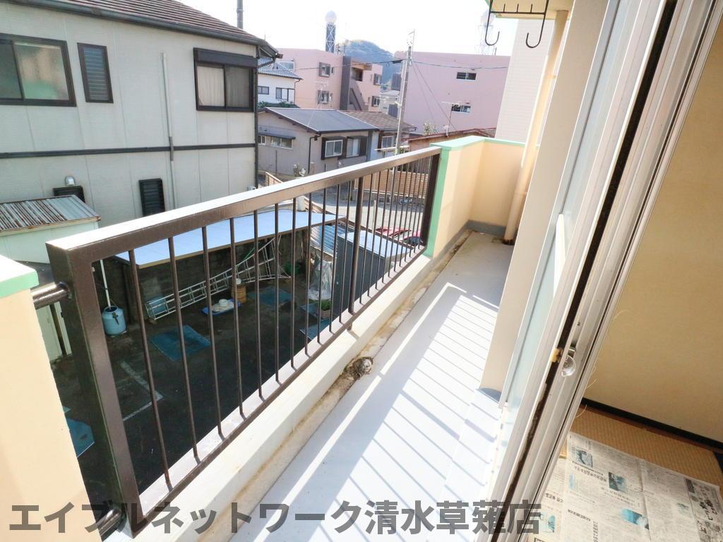 【静岡市葵区瀬名のマンションのバルコニー】