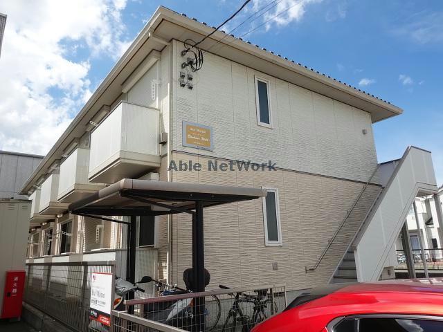 【市原市更級のアパートの建物外観】