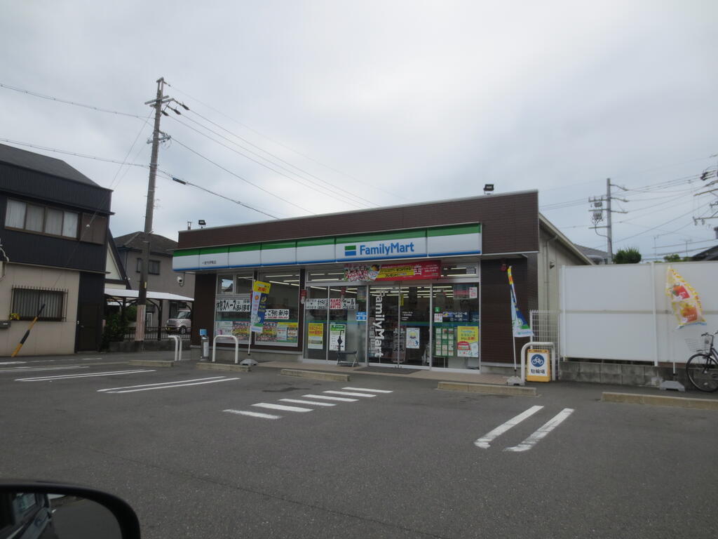 コンビニ　ファミリーマート一宮今伊勢店（コンビニ）まで435m