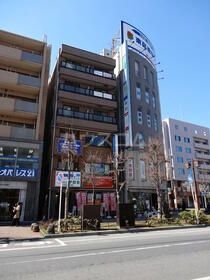 西田本町ビルの建物外観