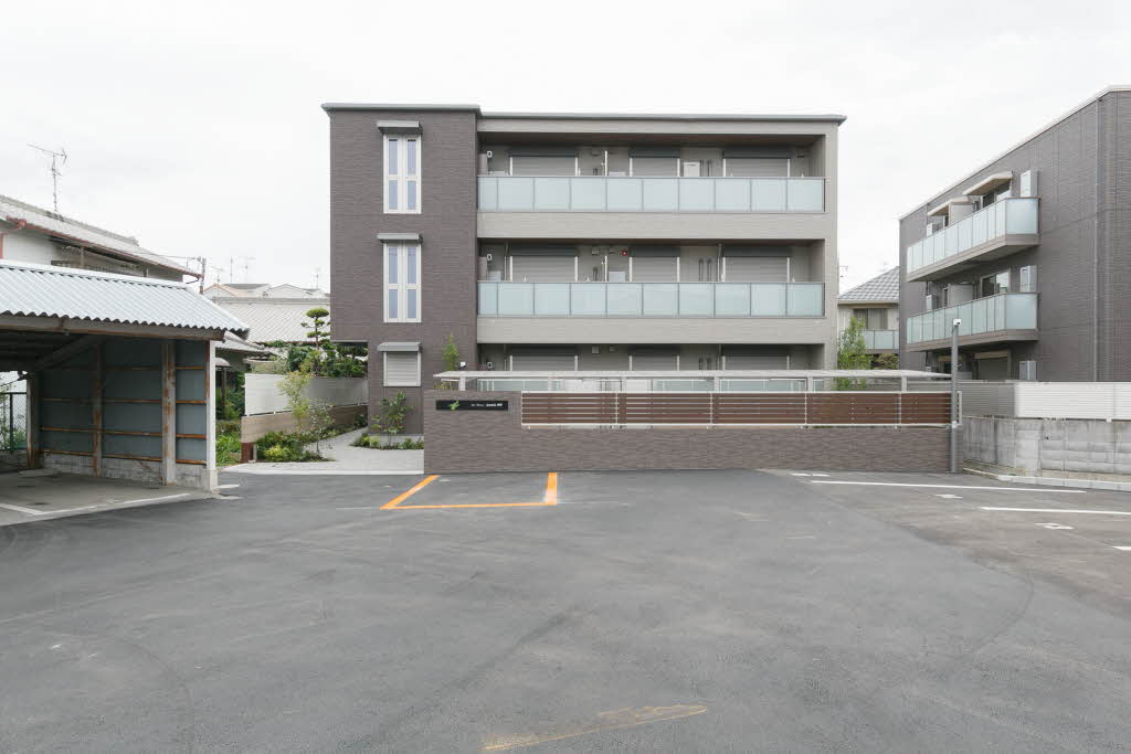 シャーメゾン シャルム本町