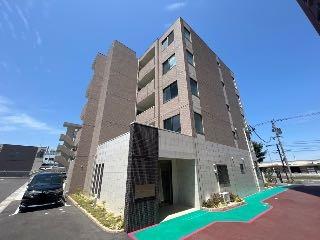 【北九州市門司区西海岸のマンションの建物外観】