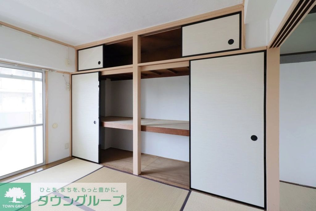 【千葉市稲毛区小中台町のマンションの収納】