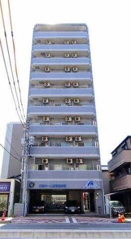 【第１２友建ビルの建物外観】