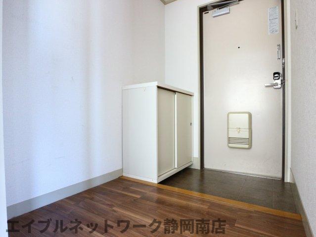 玄関　シンプルで使いやすい玄関です